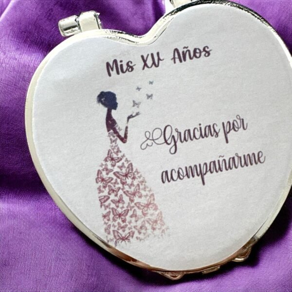 detalle de Espejo de Bolsillo para XV Años – “Gracias por Acompañarme”. Set 10 piezas.