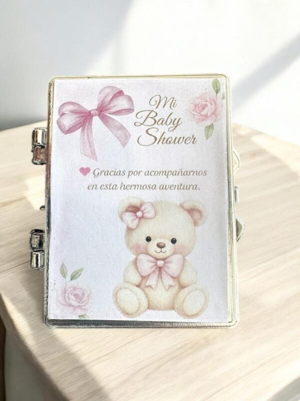 detalle de Espejo Baby Shower Niña con Osita – Recuerdo Tierno y Agradecido. Set 10 piezas.