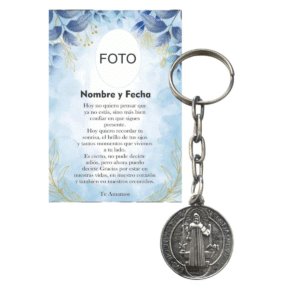 Llavero con medalla de plastico de San Benito