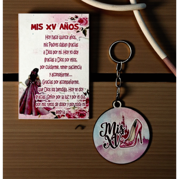 detalle1 Llavero mis xv